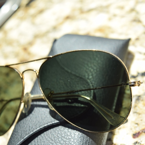 Ray-Ban Aviator Sunglasses - Picture 2 of 7